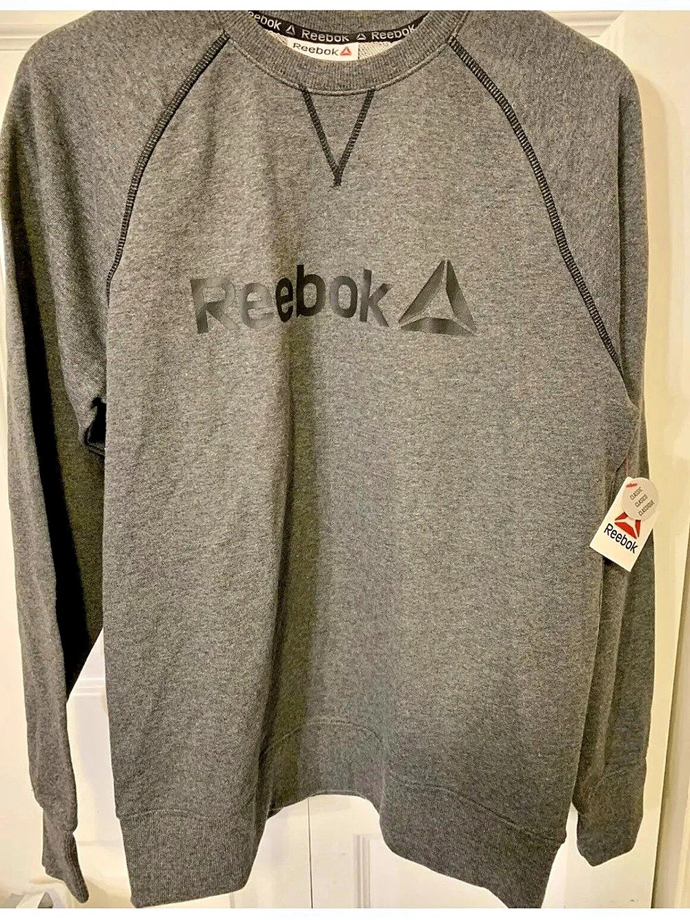 New Reebok Cruise Control Crew Men Sz S Sweatshirt Gray NWT